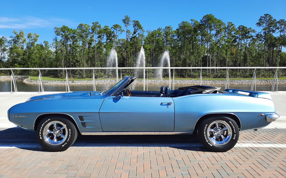 1969 Pontiac Firebird